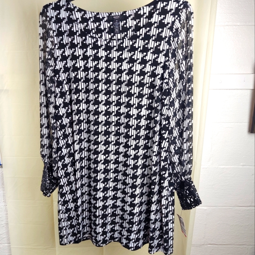 1X Woman Houndstooth Tunic Top New With Tag By Alfani